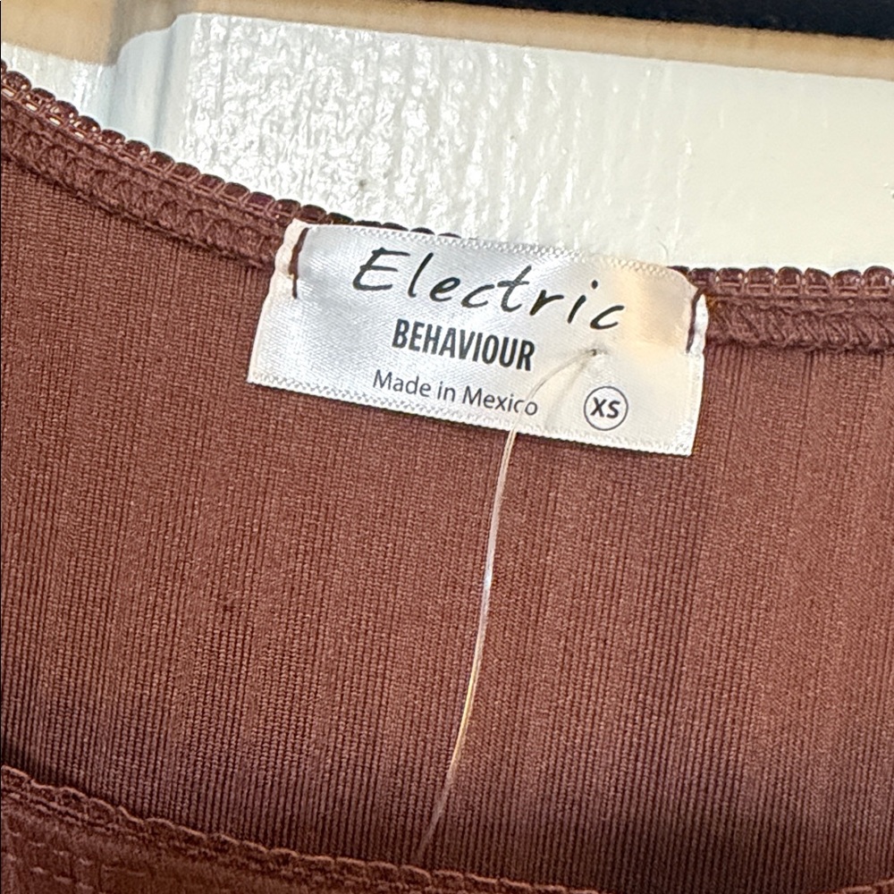Electric behavior Brown Ribbed Button Blouse - Picture 3 of 7